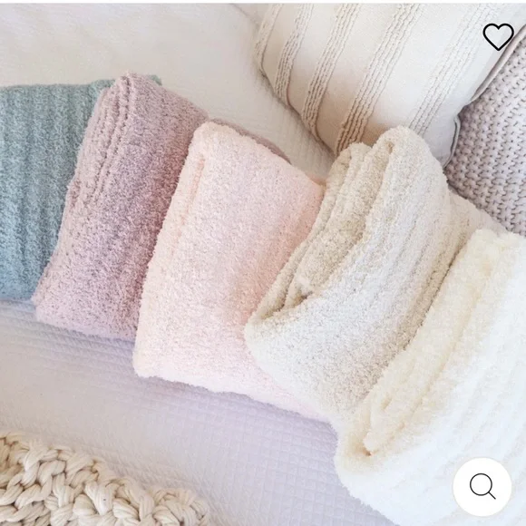 Caden Lane Luxe Blankets light rose soft pink blanket. New! - Picture 3 of 5